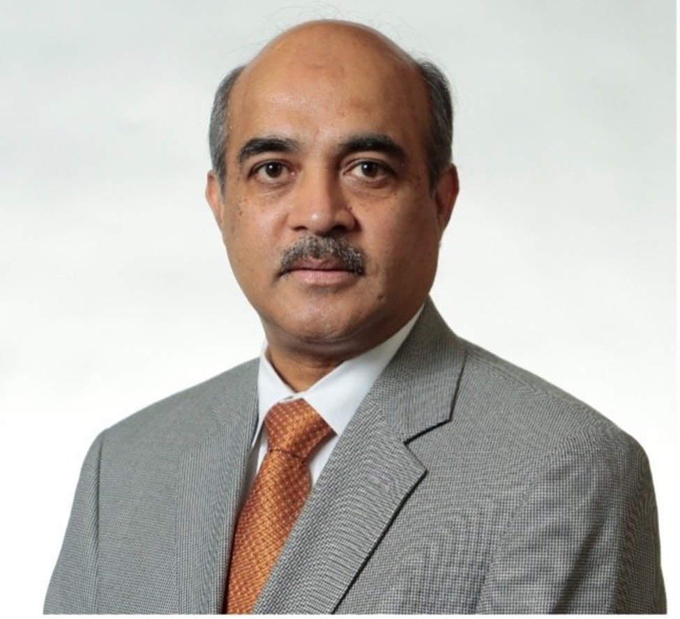 Dr. Bashoo Naziruddin