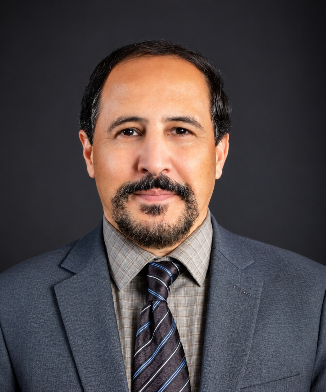Dr. Mustapha Ishak-Boushaki